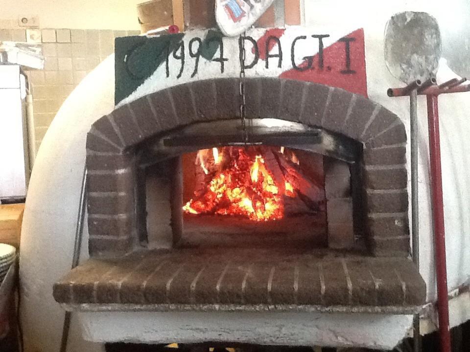 Guest House Pizzeria Pazza Da Gianni Stein Am Rhein Exterior photo