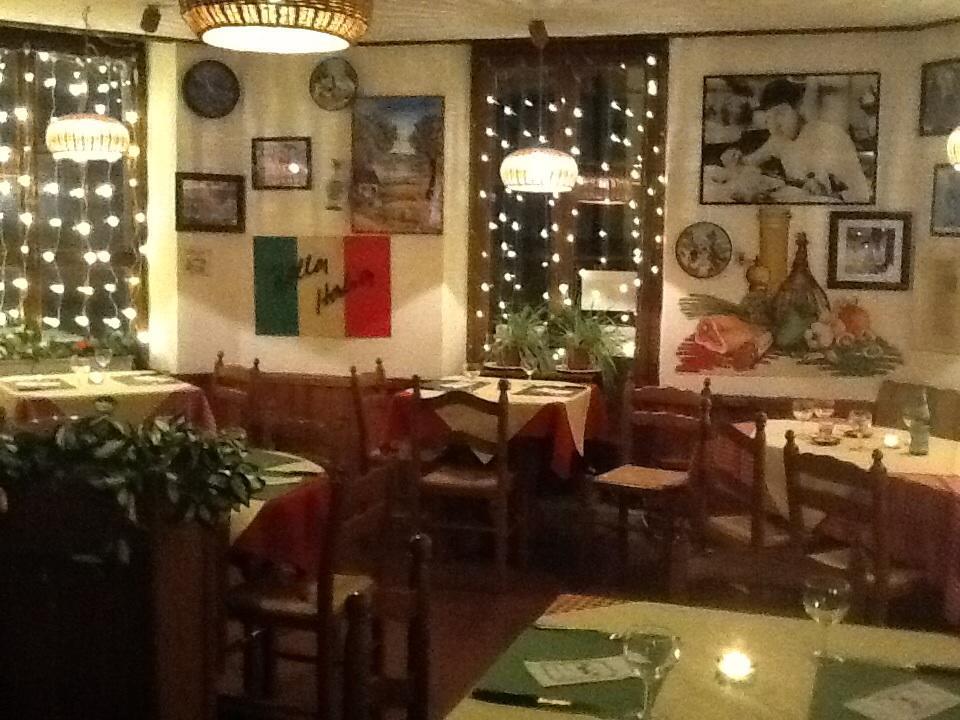 Guest House Pizzeria Pazza Da Gianni Stein Am Rhein Room photo