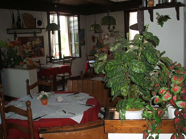 Guest House Pizzeria Pazza Da Gianni Stein Am Rhein Exterior photo