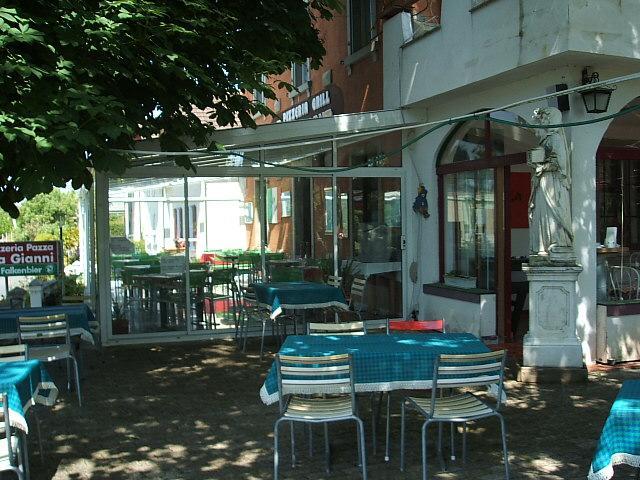 Guest House Pizzeria Pazza Da Gianni Stein Am Rhein Exterior photo