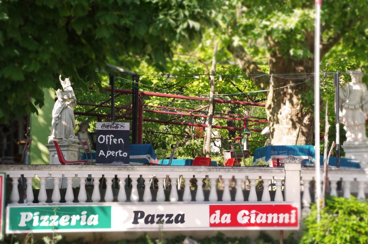 Guest House Pizzeria Pazza Da Gianni Stein Am Rhein Exterior photo