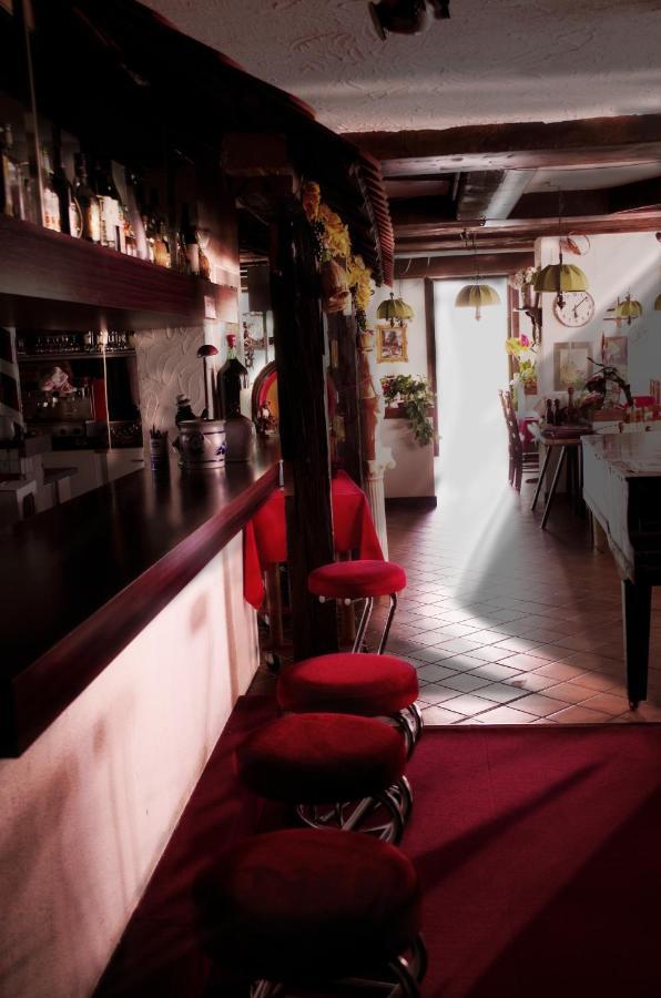 Guest House Pizzeria Pazza Da Gianni Stein Am Rhein Exterior photo